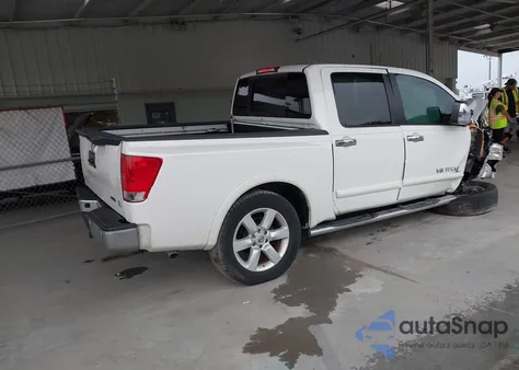 2015 Nissan Titan S/Sv/Sl/Pro-4X из США, поврежденный, VIN 1N6BA0ED1FN502929